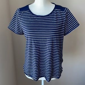 5/$25 Old Navy T-Shirt